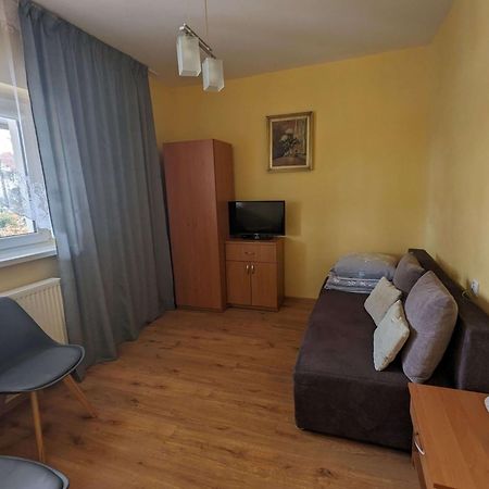 Dom Wczasowy Przy Skalkach Szklarska Poreba Luaran gambar