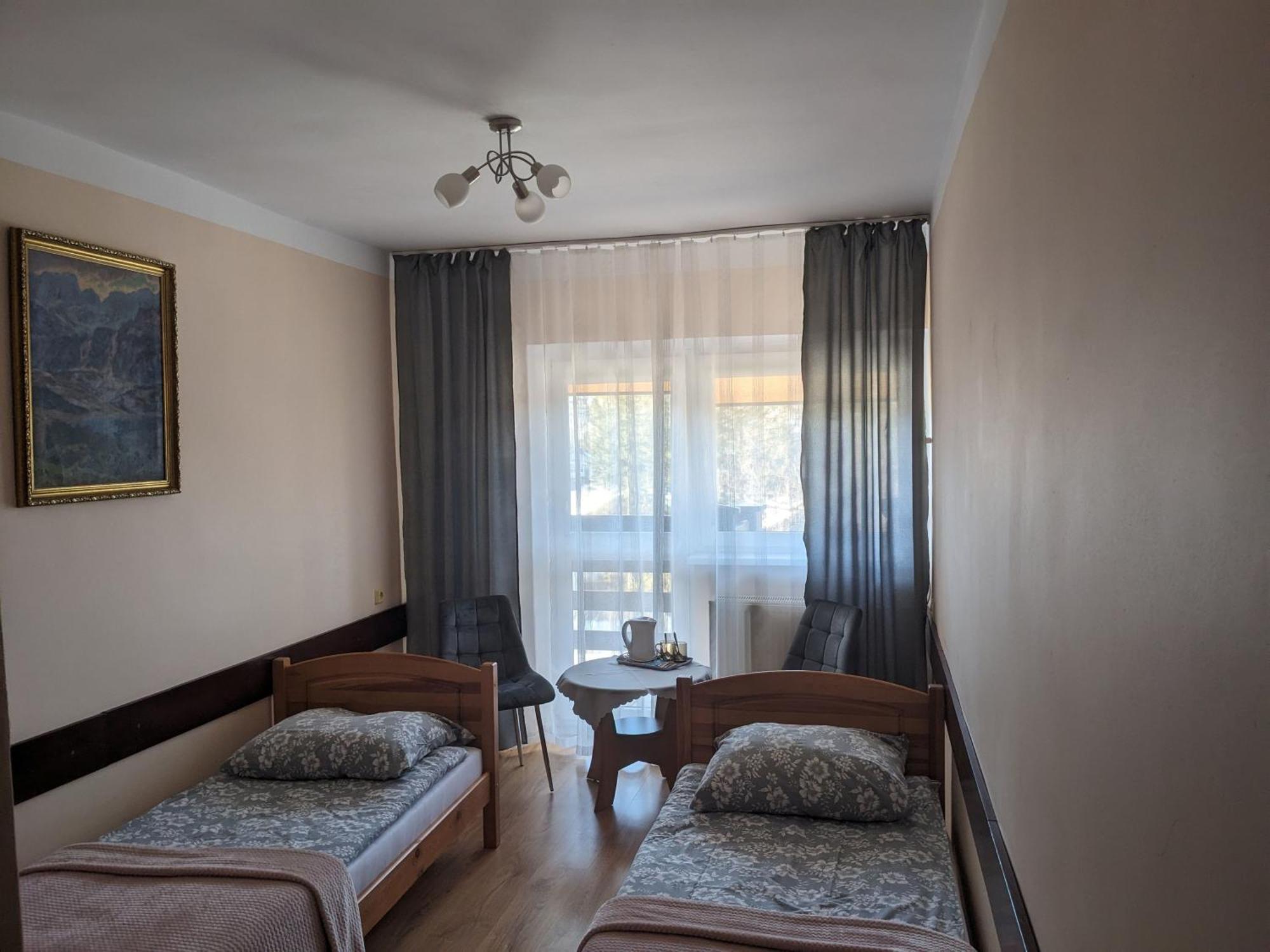 Dom Wczasowy Przy Skalkach Szklarska Poreba Luaran gambar