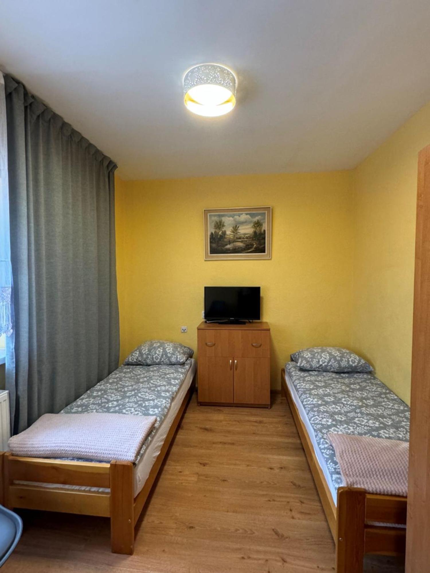 Dom Wczasowy Przy Skalkach Szklarska Poreba Luaran gambar