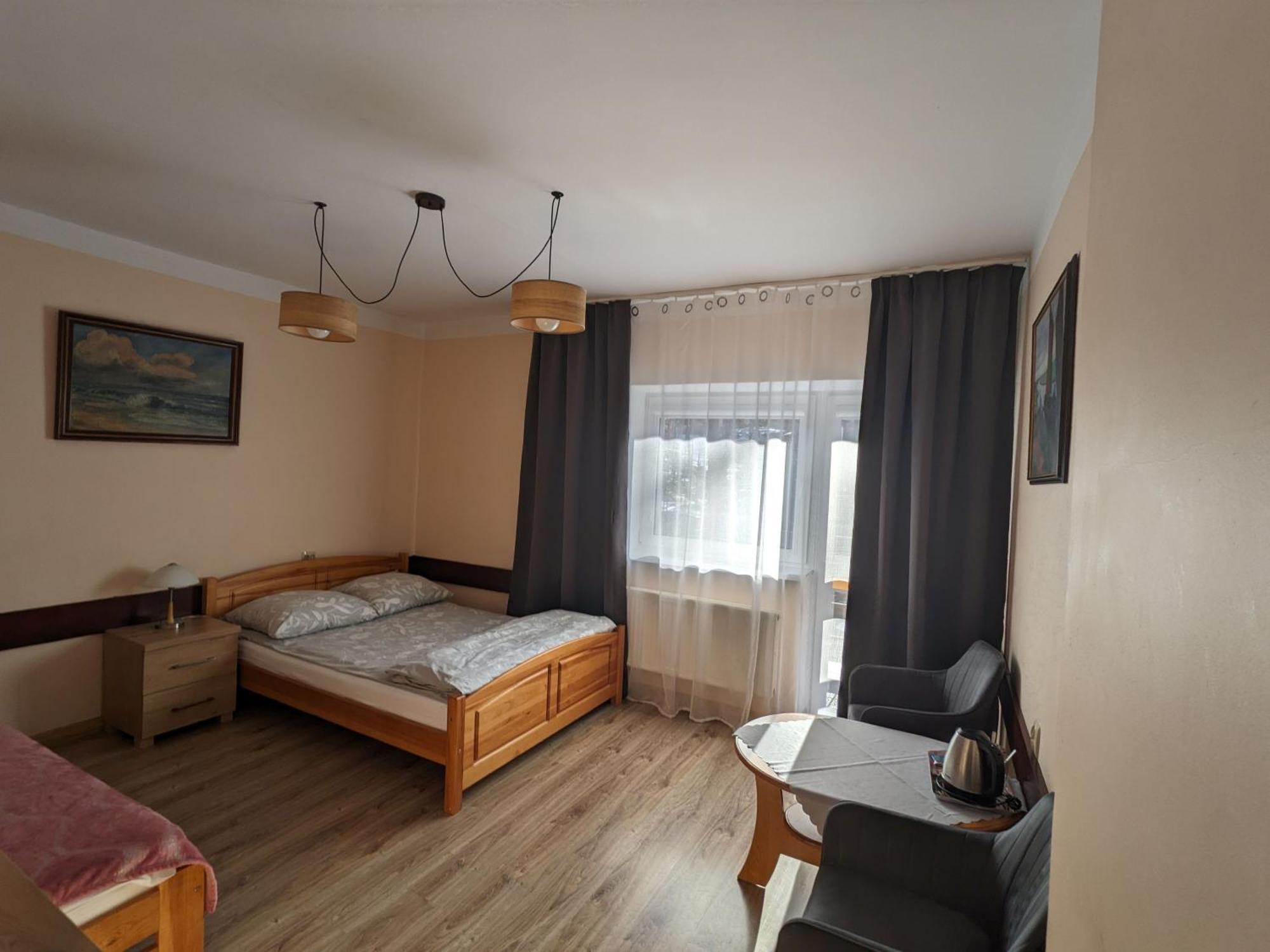 Dom Wczasowy Przy Skalkach Szklarska Poreba Luaran gambar