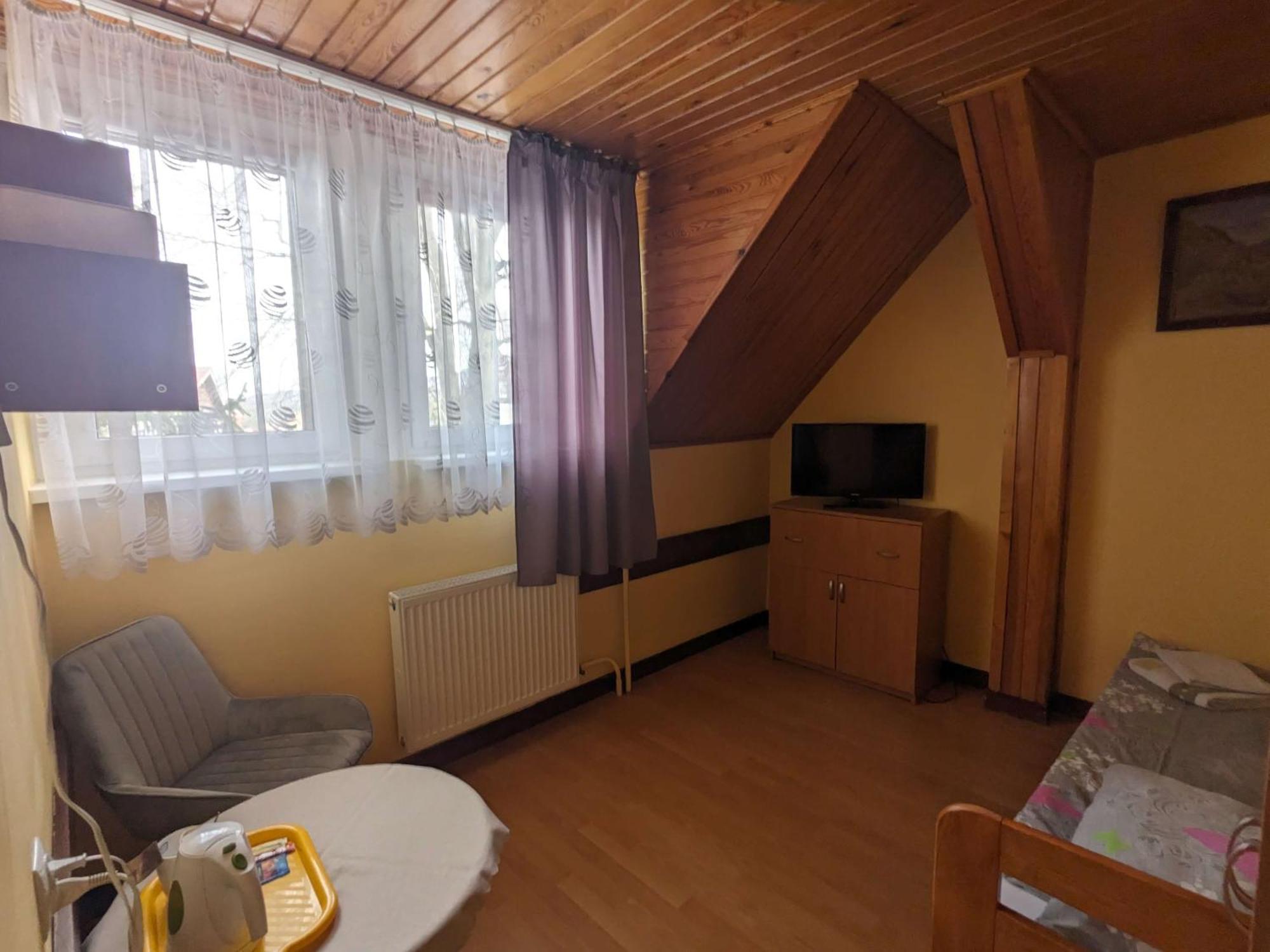 Dom Wczasowy Przy Skalkach Szklarska Poreba Luaran gambar