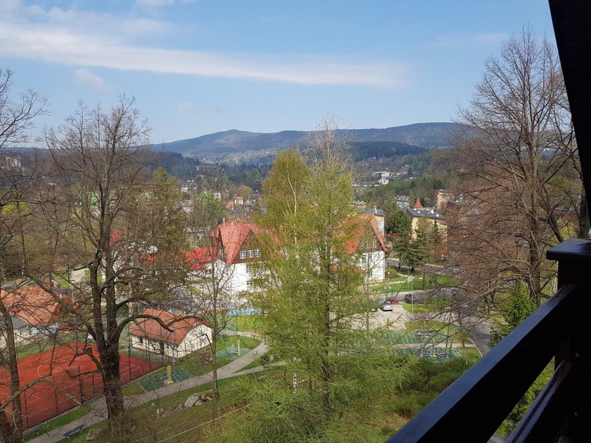 Dom Wczasowy Przy Skalkach Szklarska Poreba Luaran gambar
